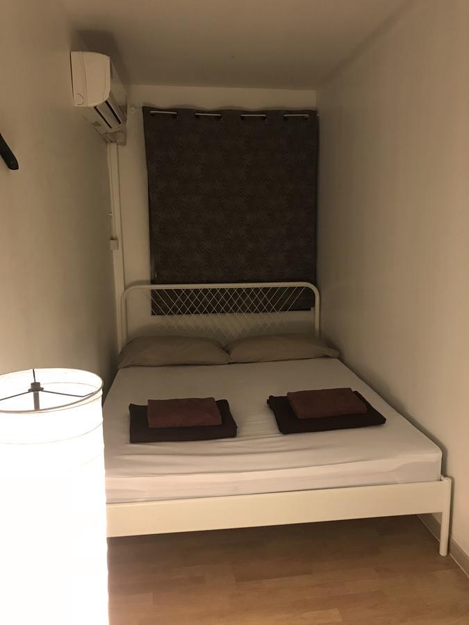 Once In Bangkok With Me Guesthouse Dış mekan fotoğraf